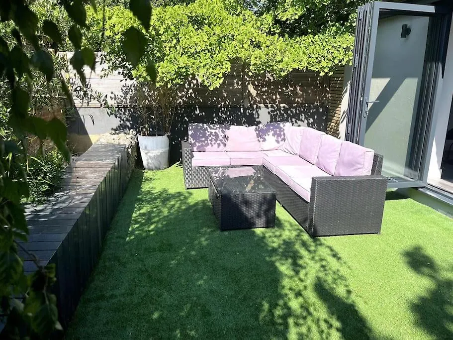 The Hideaway With Own Private Sunny Garden Apartment Bournemouth United Kingdom